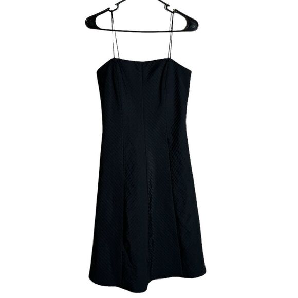 Dresses & Skirts - Flores & Flores Black Strapless Dress size 6